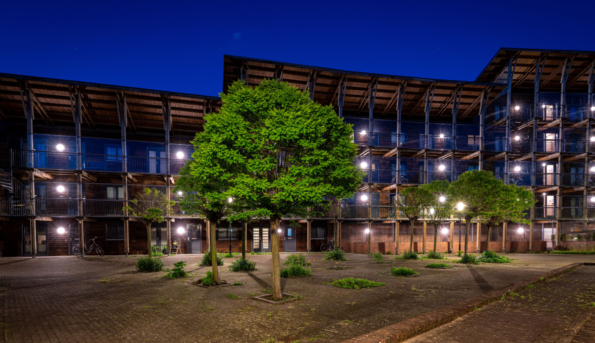 Lightronics DOTT, R3 en TPN armaturen in appartementencomplex Hoge Rij in Deventer