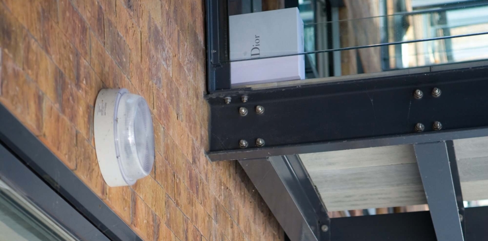 Lightronics GPA armaturen bij woningen van een appartementencomplex