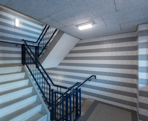 Lightronics WPV armaturen in het trappenhuis van een appartementencomplex aan de Perserij in Tiel Lightronics WPV armaturen in het trappenhuis van een appartementencomplex aan de Perserij in Tiel