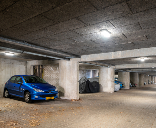 Lightronics PVX en TPS armaturen in de parkeergarage van een appartementencomplex van Waterweg Wonen in Vlaardingen